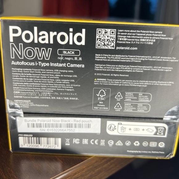 Polaroid Now Camera Autofocus i-Type Instant Camera + Red Pouch - Picture 4 of 4